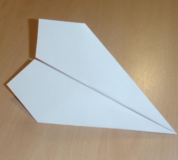 Cómo hacer un avión de papel Glider #2