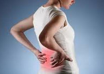 Cómo aliviar dolor de espalda media - Hielo y reposo los grandes remedios