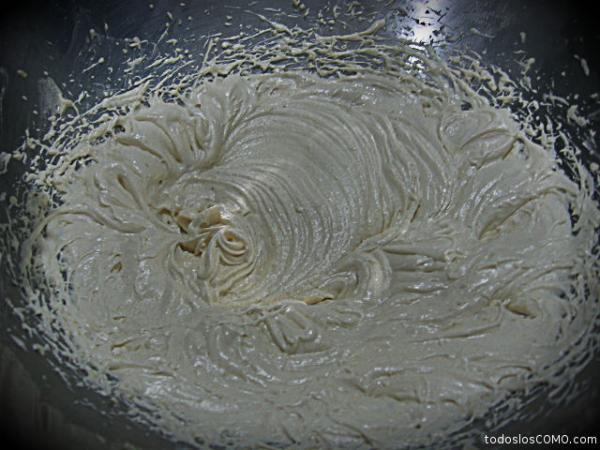 Cupcakes con chispas de chocolate - Paso 4