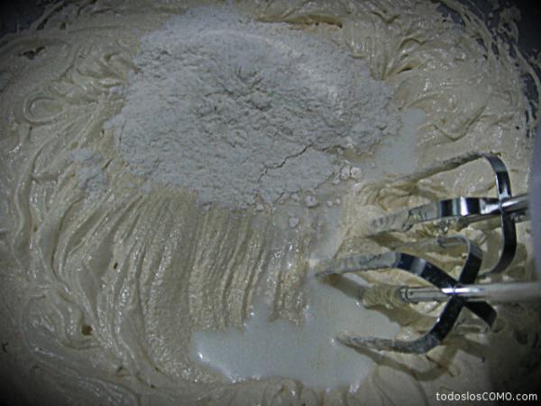 Cupcakes con chispas de chocolate - Paso 6