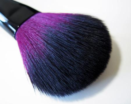 Cuáles son las brochas básicas de maquillaje - Brocha de maquillaje para los polvos