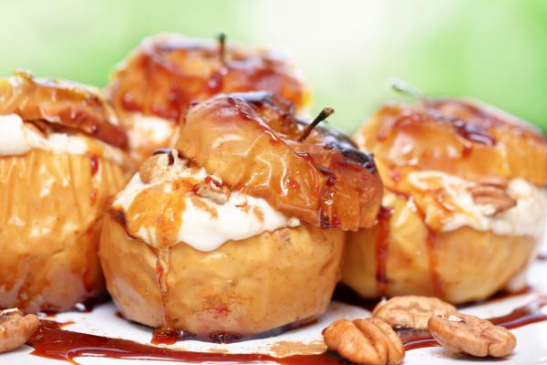 Cómo asar manzanas en el microondas