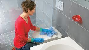 Trucos para desinfectar el baño - Paso 2