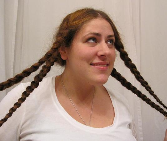 Peinados medievales, cómo hacerlos y cómo llevarlos - Paso 3