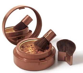 Cómo maquillar una piel bronceada - Paso 3